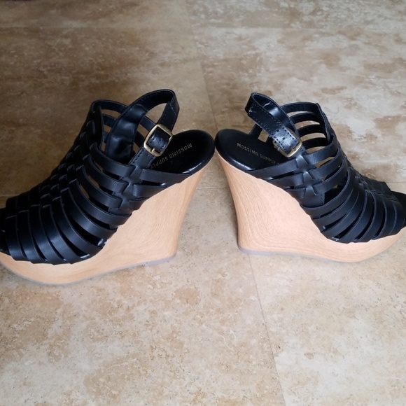 Mossimo Wedges - Picture 4 of 5
